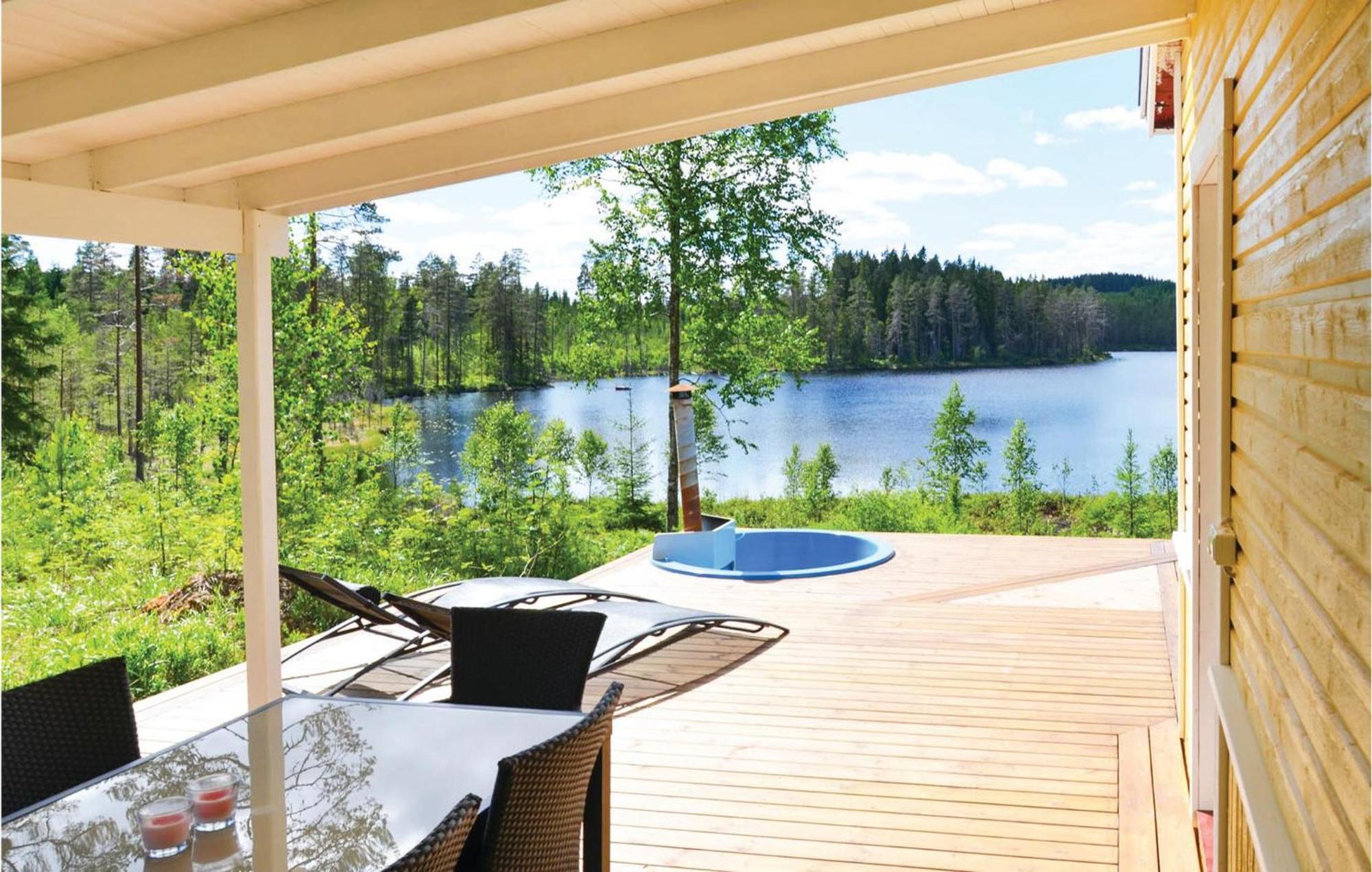 Nice Home In Sunne With Jacuzzi Alvsatern Zewnętrze zdjęcie